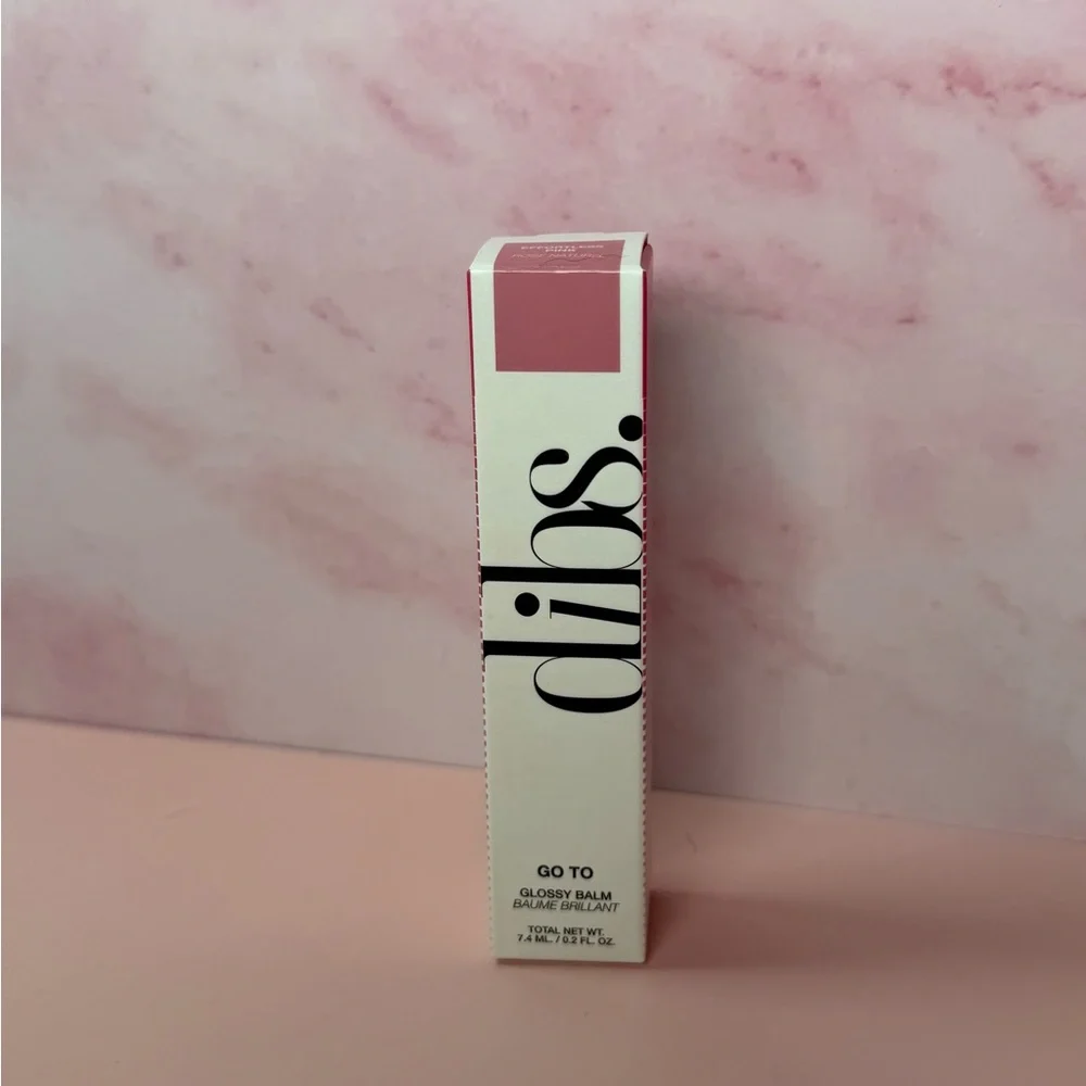 Dibs Glossy Balm in Effortless Pink
